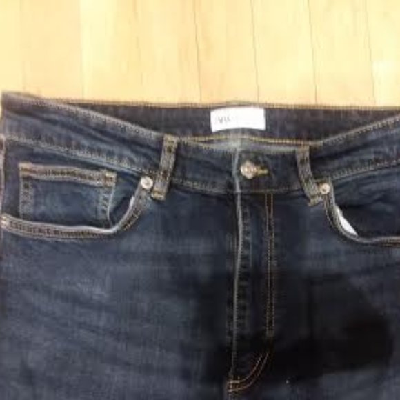 ZARA - Frayed hem straight leg jean-size 10 - Picture 3 of 4